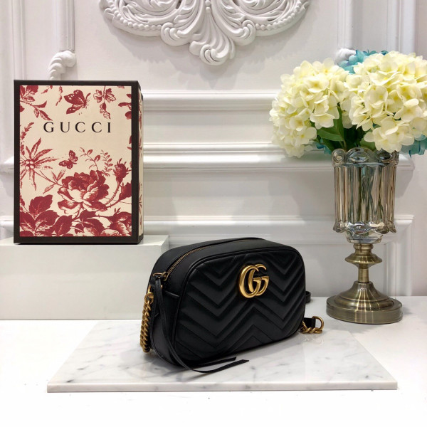 G*u*i gg marmont small matelassé shoulder bag