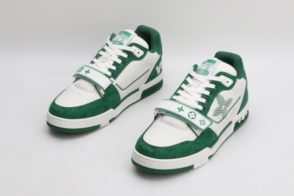l0*is V*t0n trainer sneaker