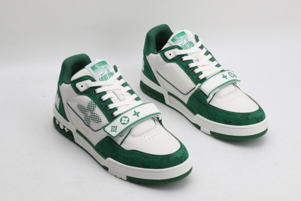 l0*is V*t0n trainer sneaker