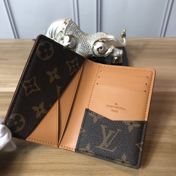 l0*is V*t0n pocket organizer