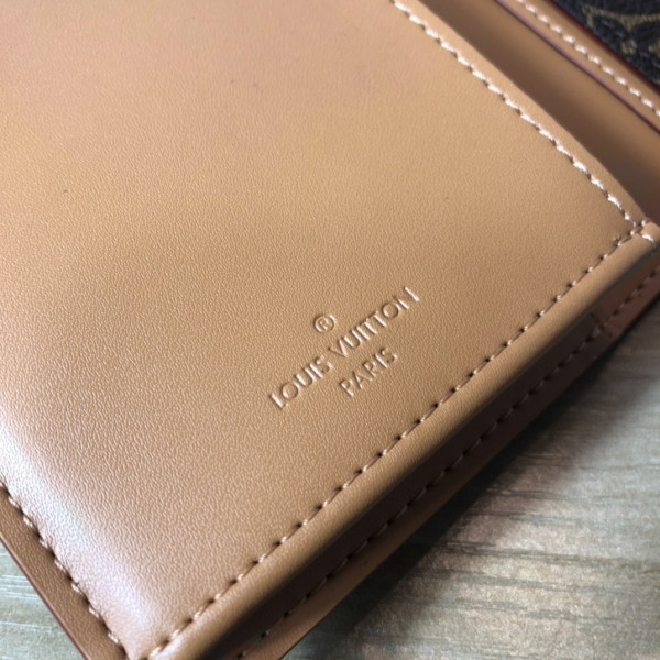 l0*is V*t0n brazza wallet