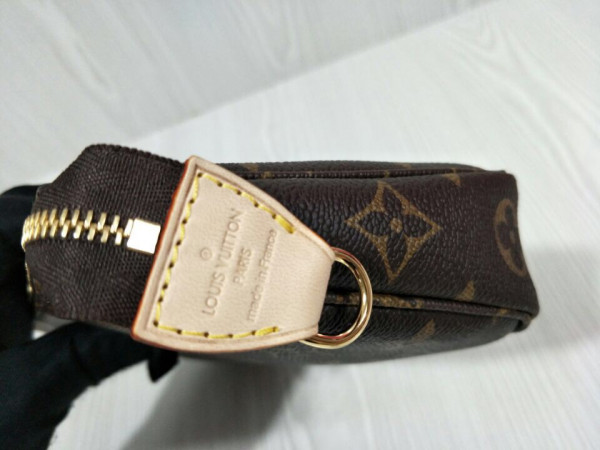 l0*is V*t0n pochette accessoires
