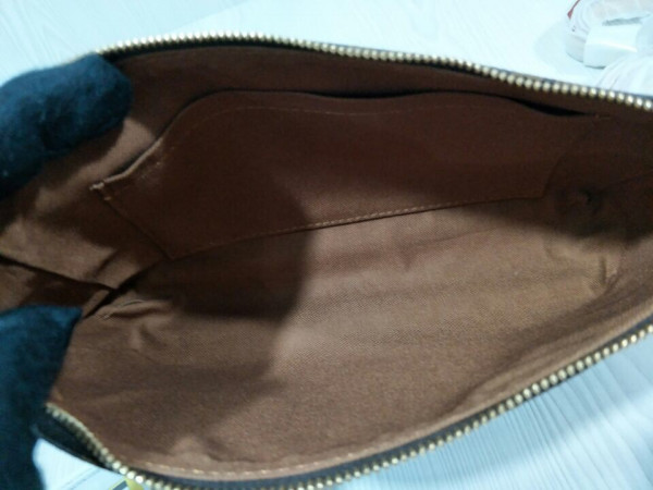 l0*is V*t0n pochette accessoires