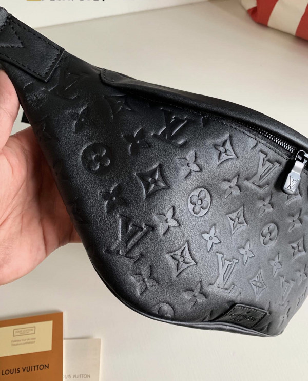 l0*is V*t0n discovery bumbag