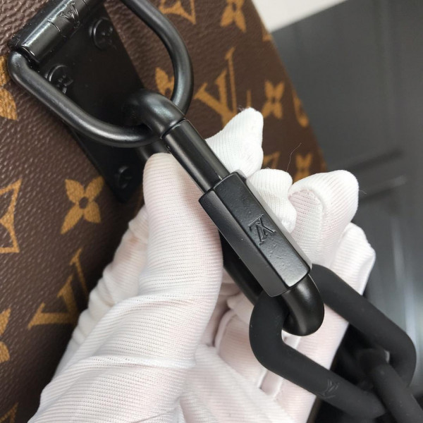 l0*is V*t0n keepall bandouliÈre 50