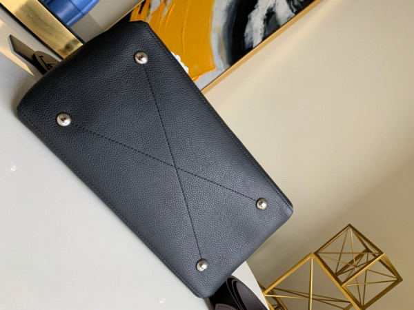 l0*is V*t0n beaubourg hobo mm