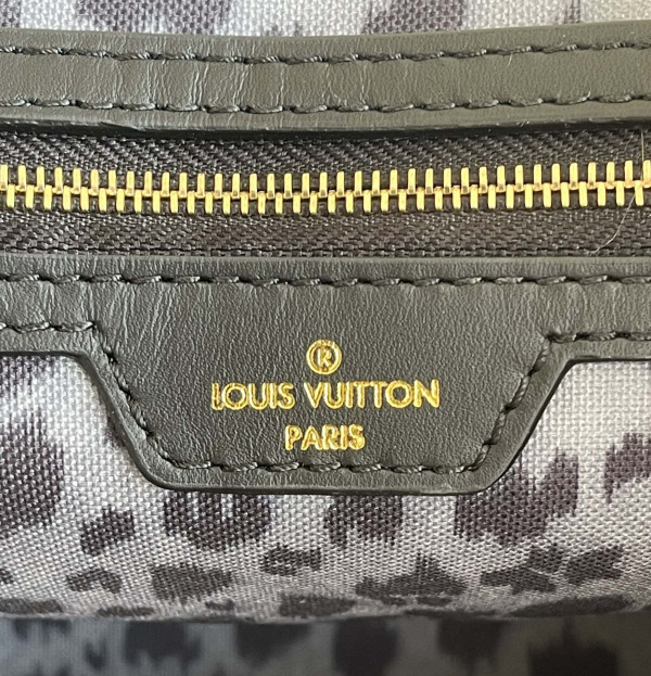 l0*is V*t0n keepall bandouliÈre 45