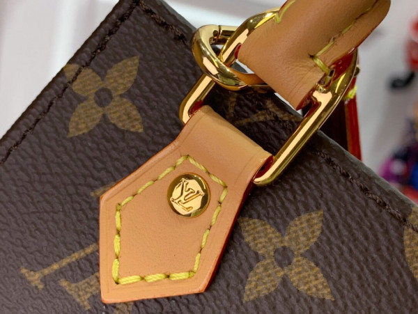 l0*is V*t0n petit sac plat