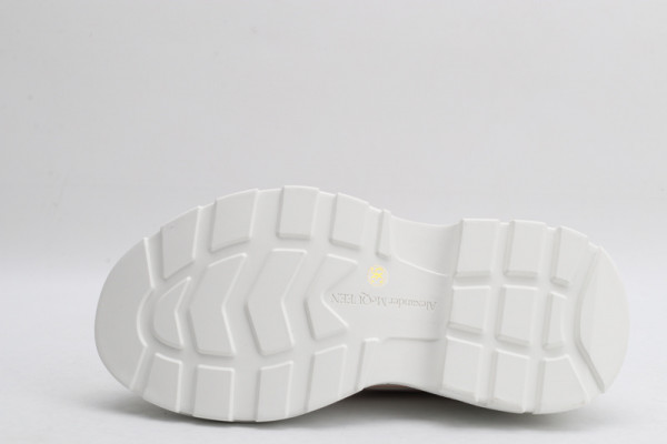 ale*d*r M*Q*en tread slick lace up