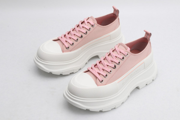 ale*d*r M*Q*en tread slick lace up