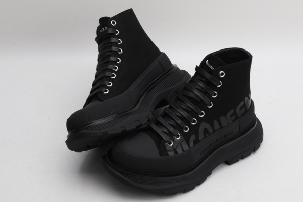 ale*d*r M*Q*en tread slick boot