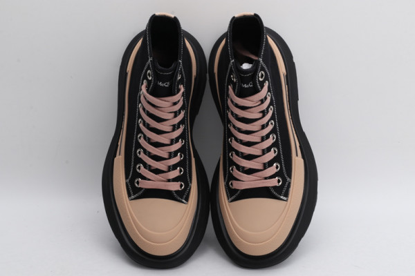 ale*d*r M*Q*en tread slick boot