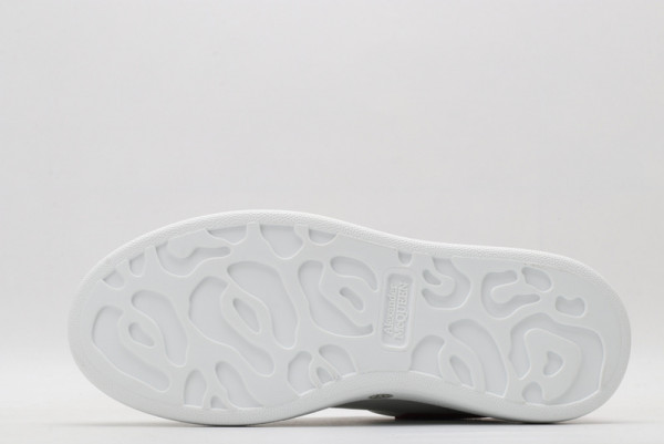 ale*d*r M*Q*en oversized sneaker