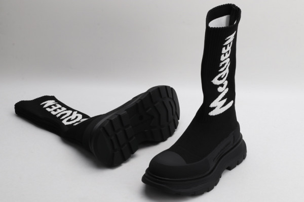 ale*d*r M*Q*en graffiti knit tread slick boot