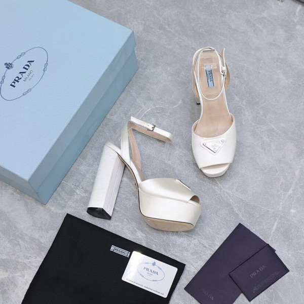 Pra*a patent leather platform sandals