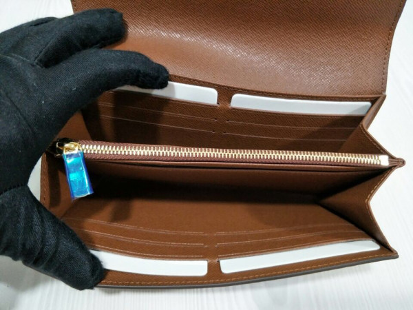 l0*is V*t0n sarah wallet