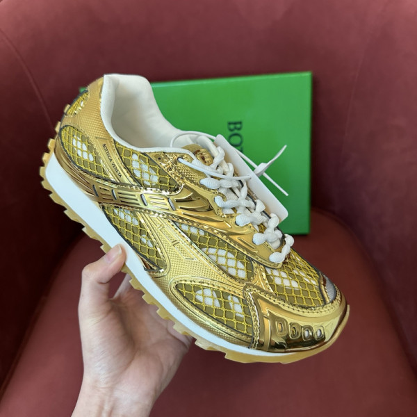bo*te*ga Ve*ne*ta sneakers