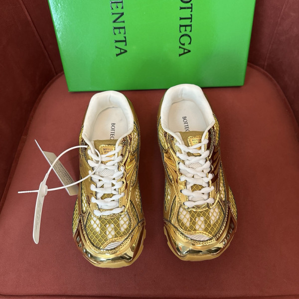 bo*te*ga Ve*ne*ta sneakers