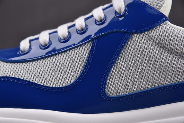 Pra*a sneaker