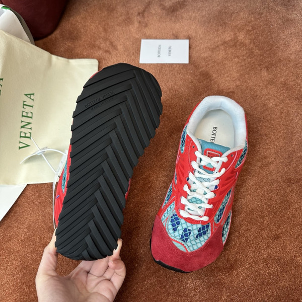 bo*te*ga Ve*ne*ta sneakers