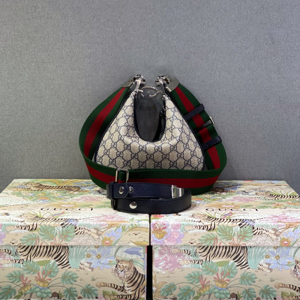 G*u*i attache small shoulder bag
