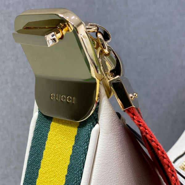 G*u*i attache small shoulder bag