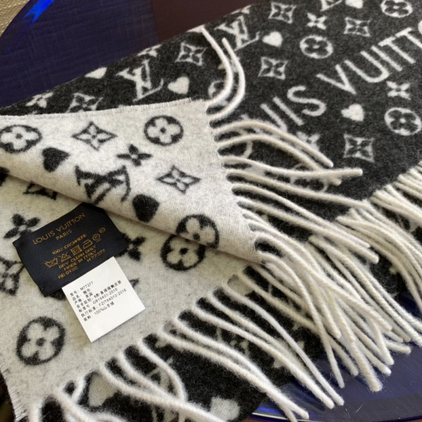 l0*is V*t0n game on scarf