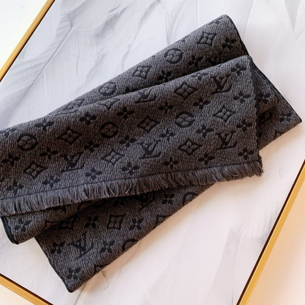 l0*is V*t0n monogram classic scarf