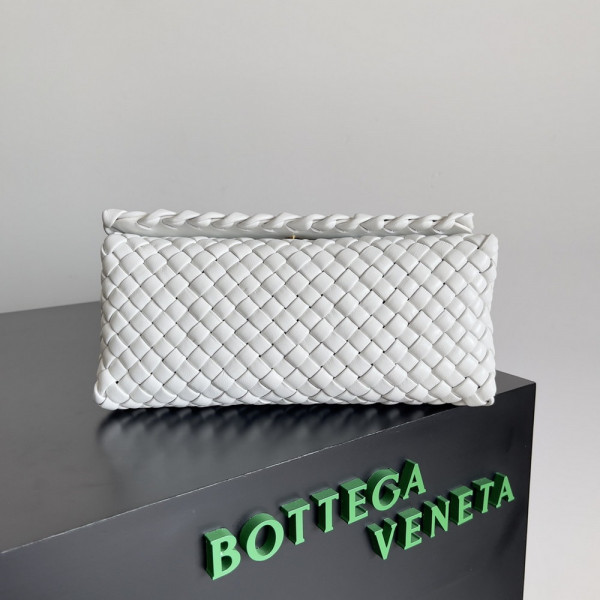 bo*te*ga Ve*ne*ta patti top handle bag
