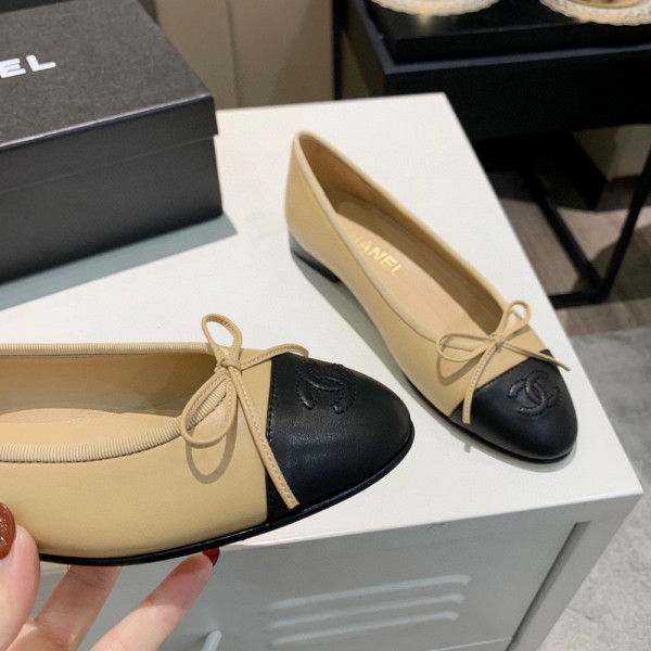 CL Ballet Flats
