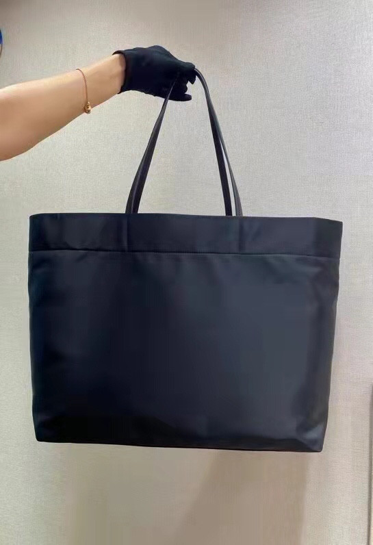 Pra*a re-nylon and saffiano leather tote bag