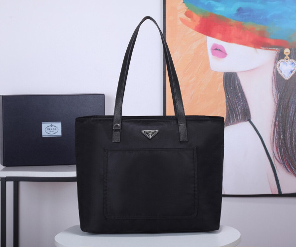 Pra*a re-nylon tote bag