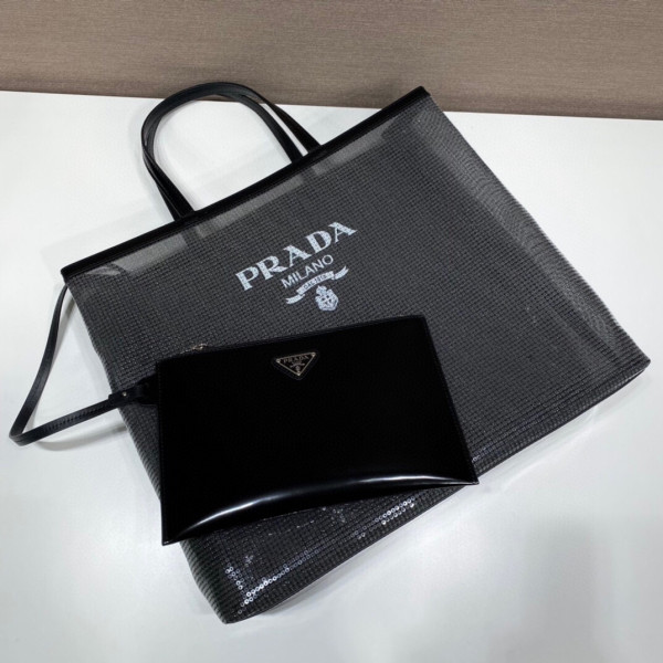 Pra*a tote bag