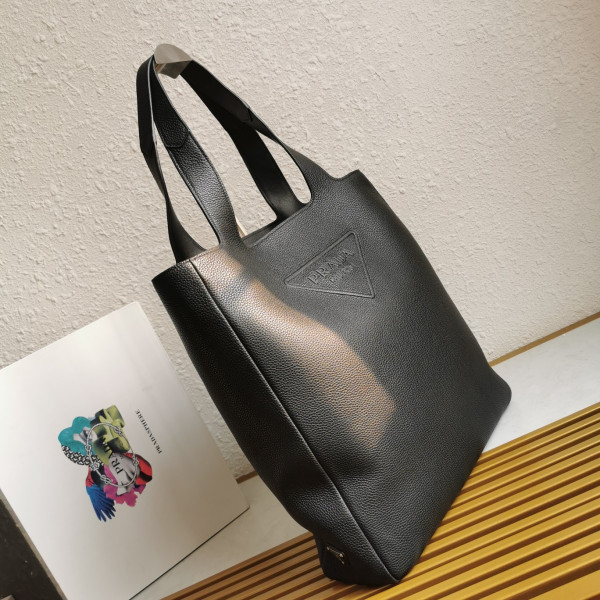 Pra*a tote bag