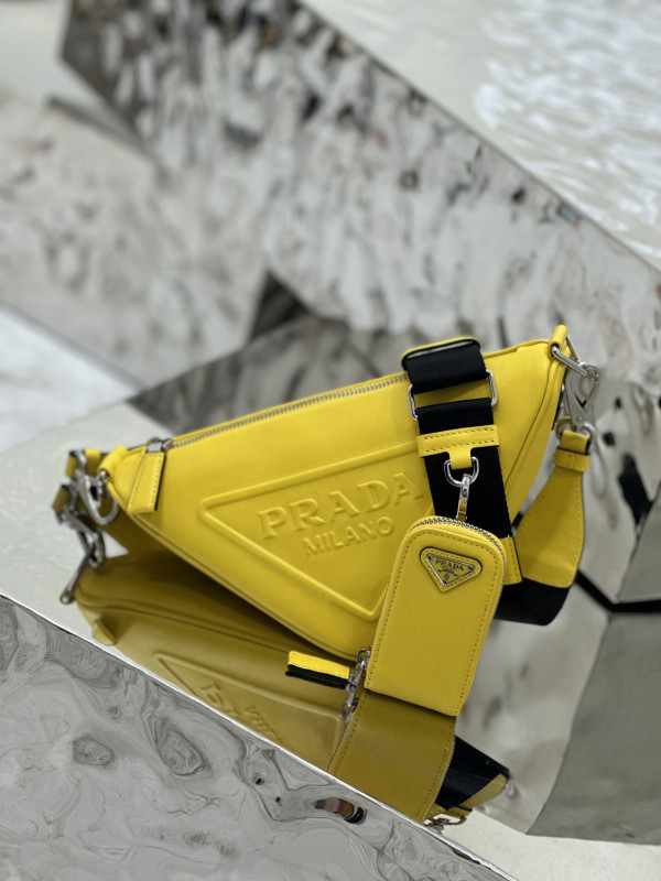 Pra*a triangle bag