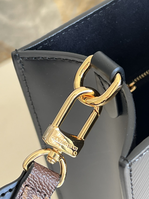 l0*is V*t0n petit sac plat