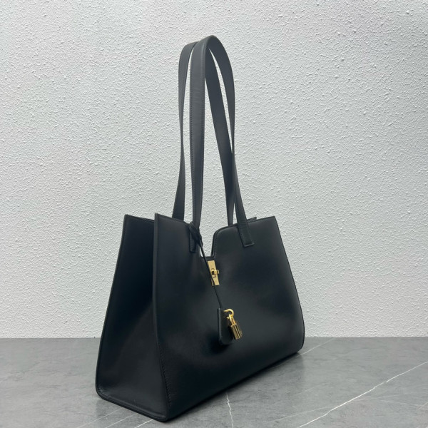 CELIN* CABAS 16 IN SMOOTH CALFSKIN