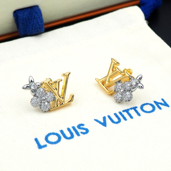 l0*is V*t0n earrings