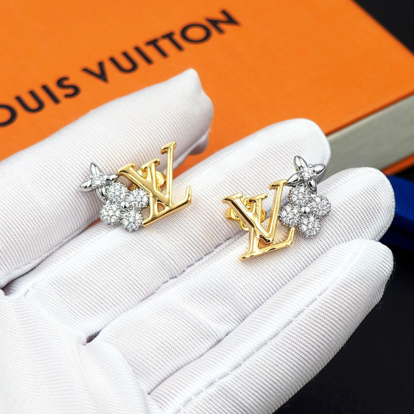 l0*is V*t0n earrings