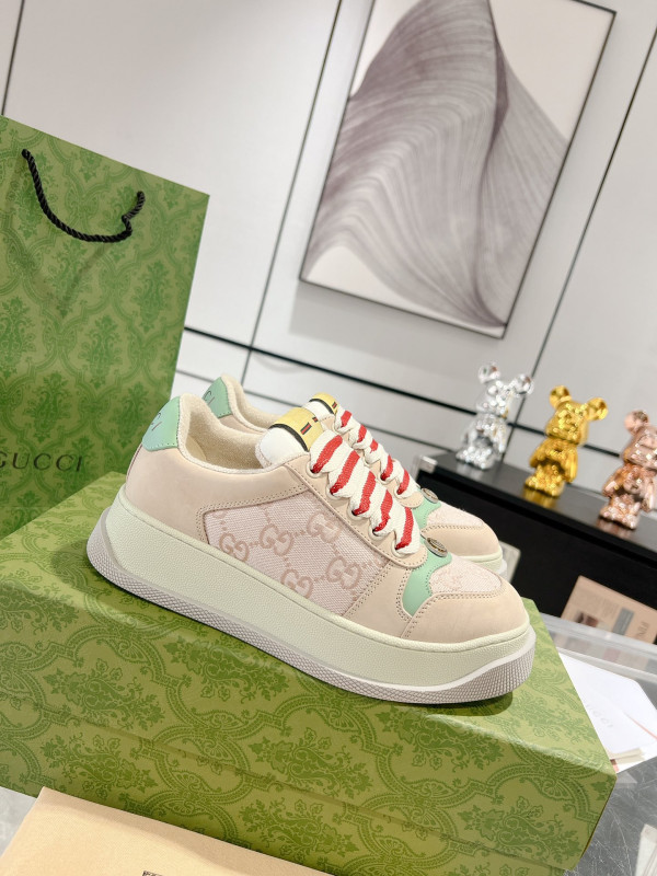 G*u*i sneaker
