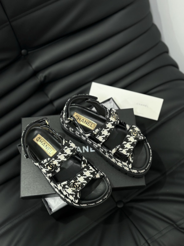 CL SANDALS