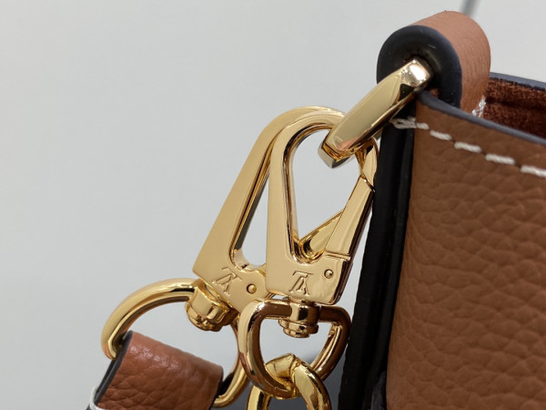 l0*is V*t0n lock and walk - 20 x 20.5 x 12cm