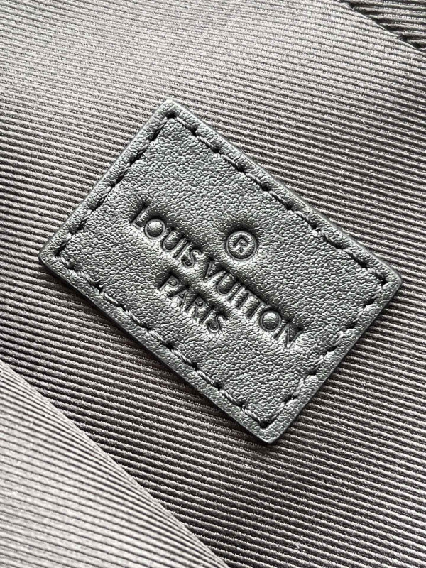 l0*is V*t0n nano alpha-11.0*18.5*6.5cm