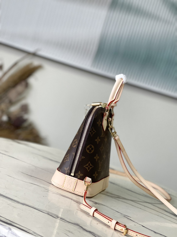 l0*is V*t0n alma backpack - 15*20*10 cm