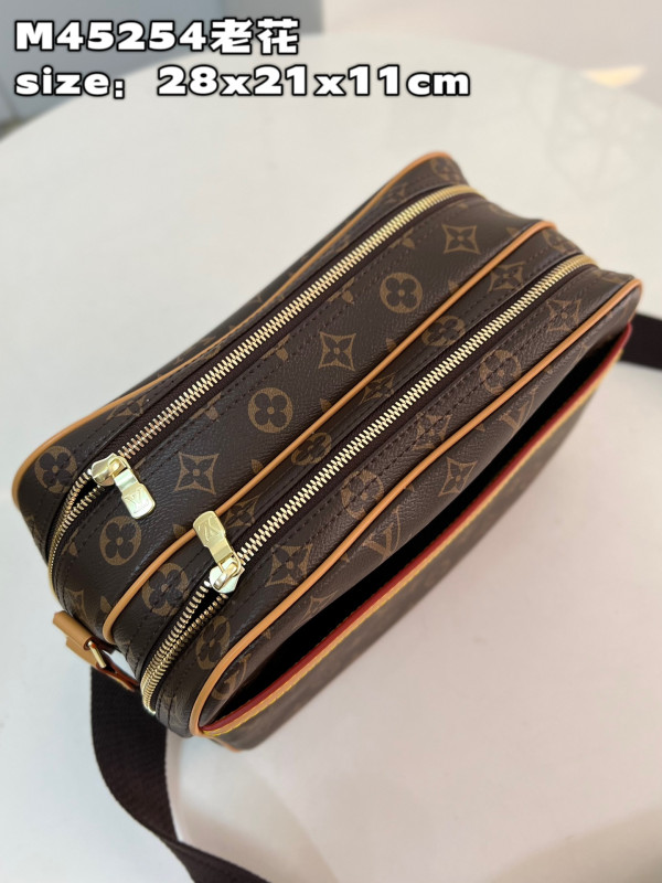l0*is V*t0n reporter bag-28*21*11cm