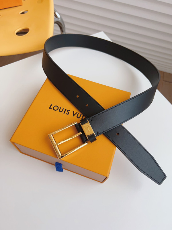 l0*is V*t0n belt