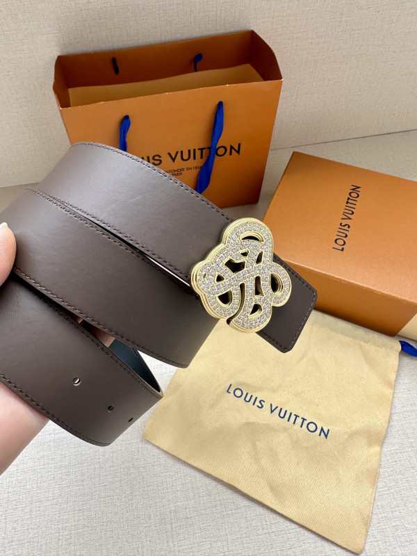 l0*is V*t0n belt