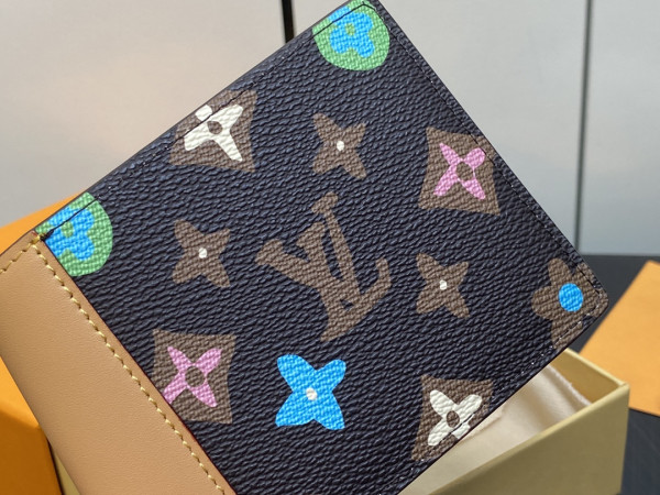 l0*is V*t0n multiple wallet-11.5*9*1.5cm