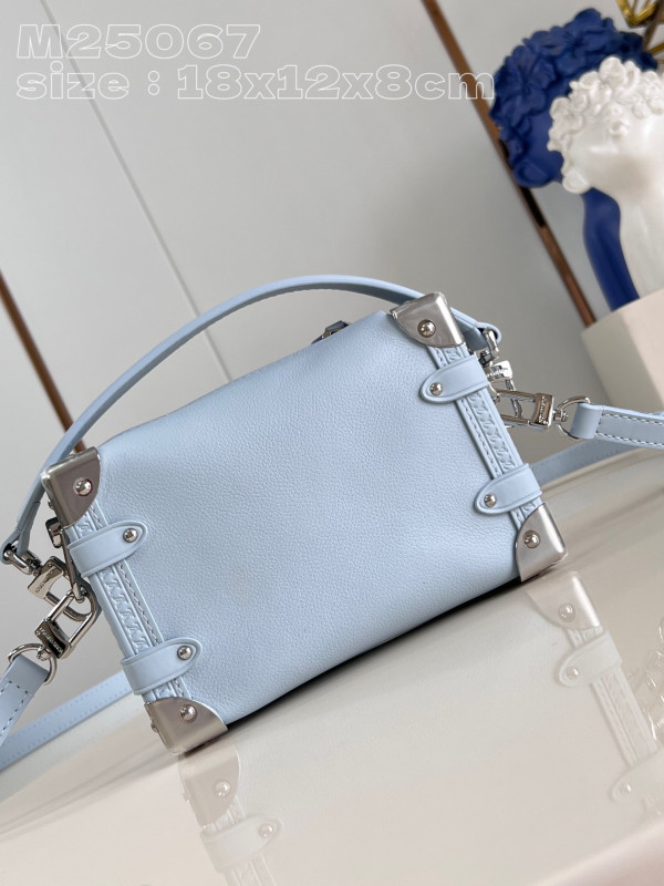 l0*is V*t0n side trunk pm-18*12.5*8cm