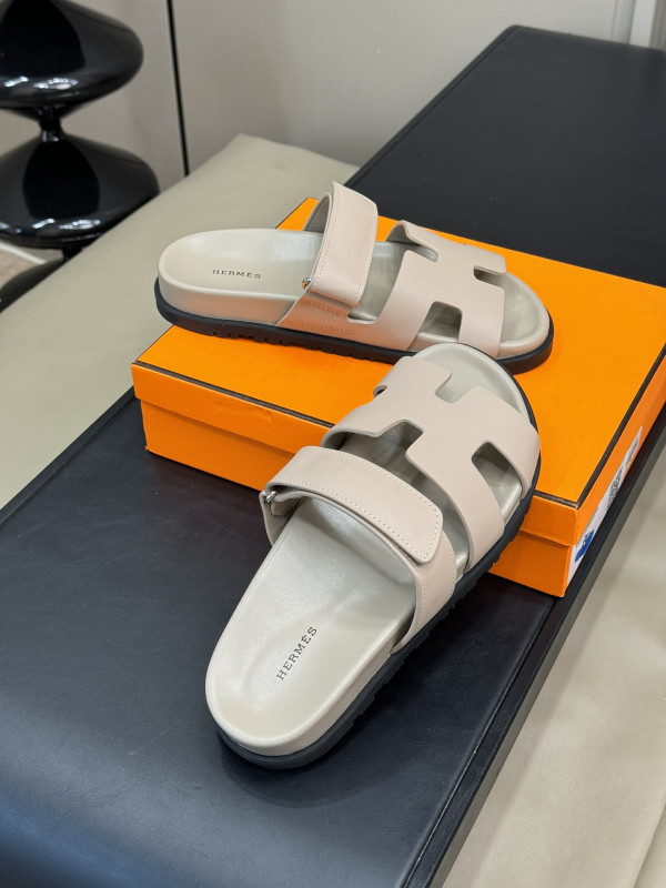 H**mes sandal